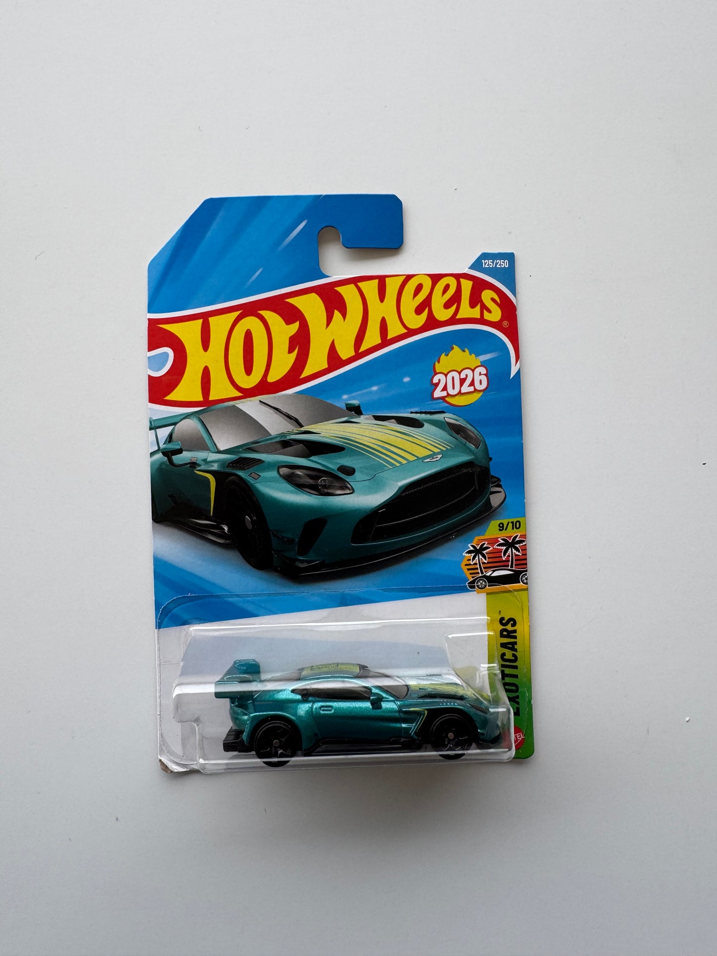 Hot Wheels - 2024 Aston Martin Vantage GT3
