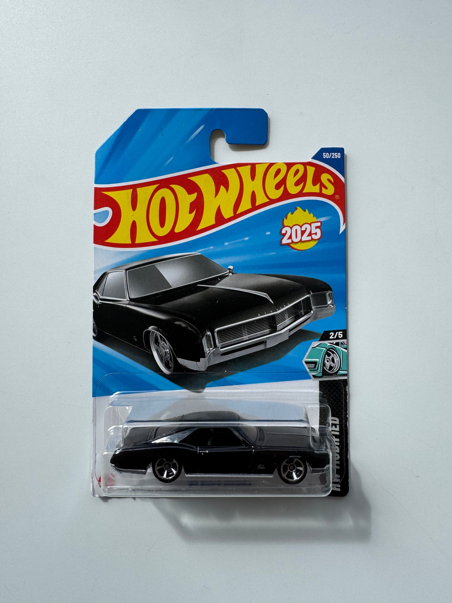 Hot Wheels - Buick Riviera 66’