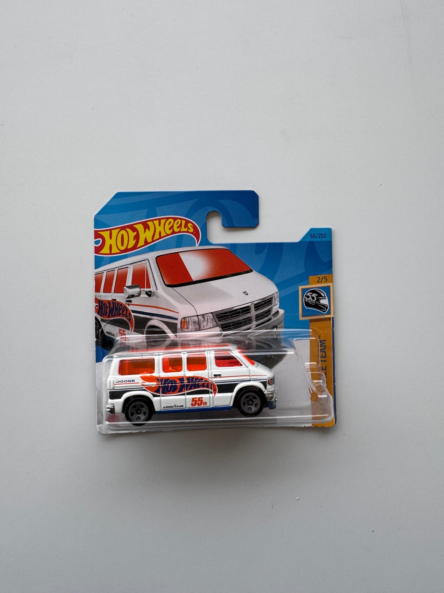 Hot Wheels - Dodge Van
