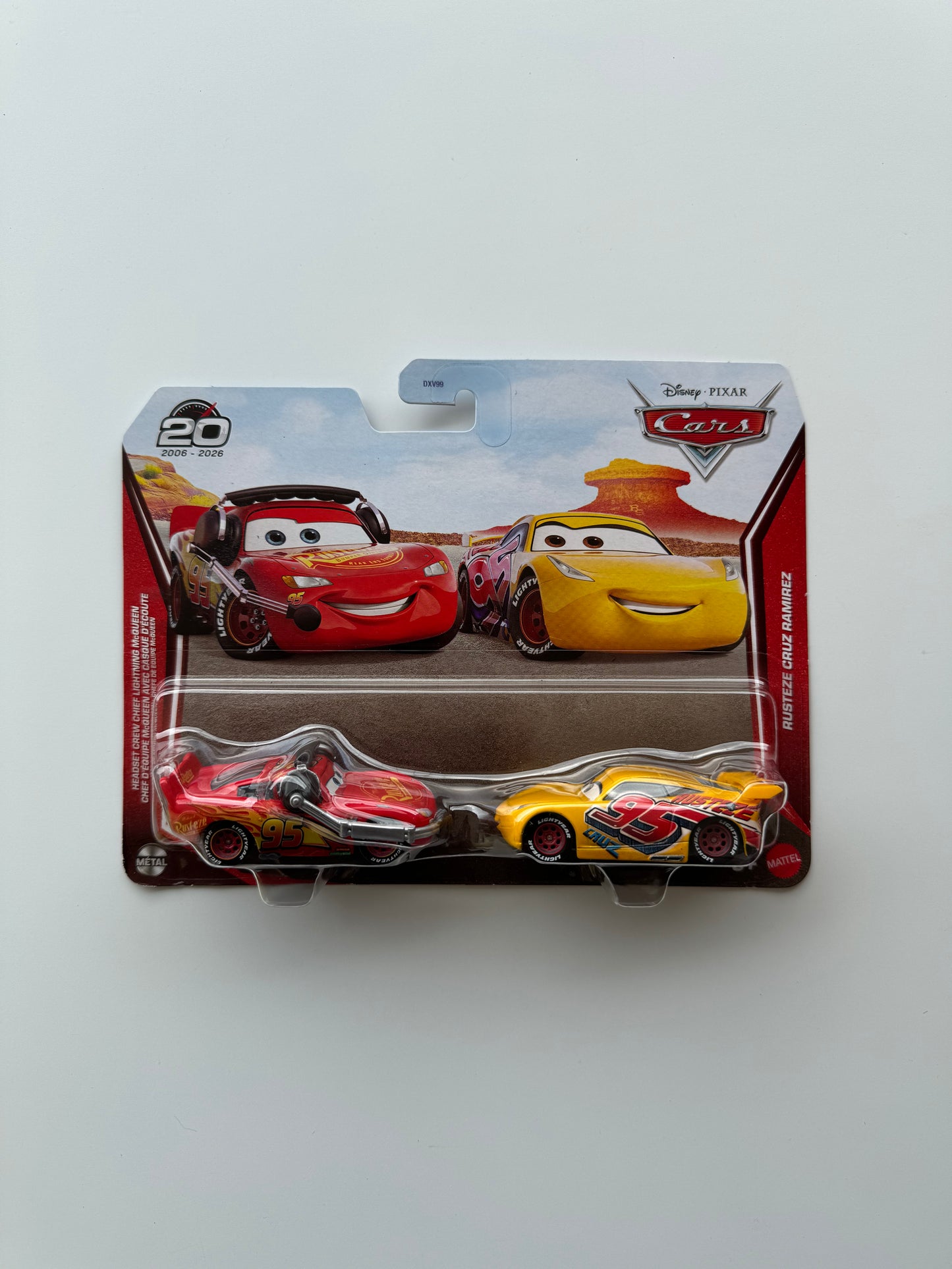 Disney - Relâmpago Mcqueen Chefe de Equipe e Cruz Ramirez Rusteze