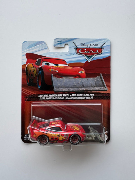 Disney – Relâmpago McQueen com a pá
