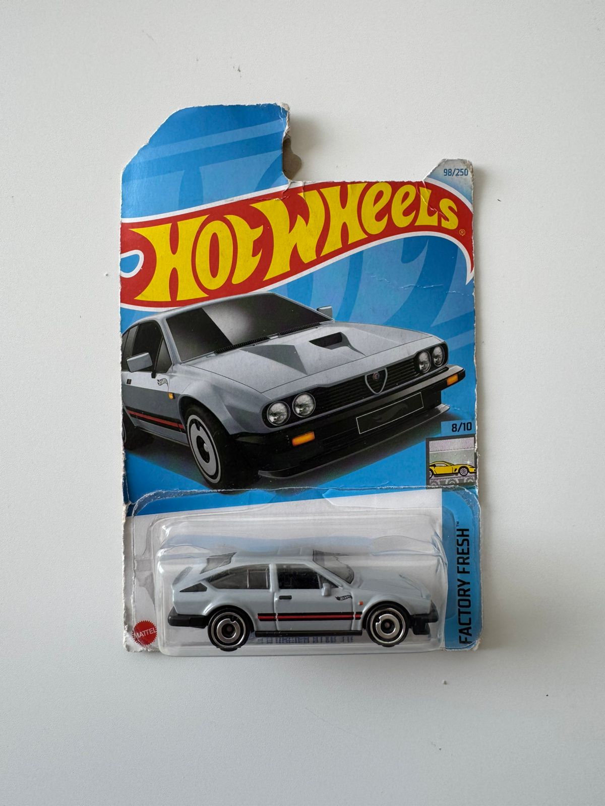 Hot Wheels -  Alfa Romeo GTV6 - Outlet